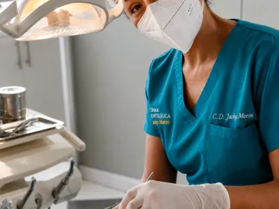 Fotografía de trayectoria del Dr. Julio Morón 4