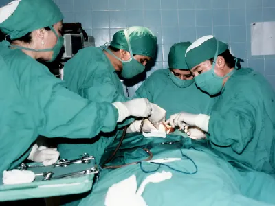 Fotografía de trayectoria del Dr. Julio Morón 6