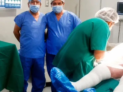Fotografía de trayectoria del Dr. Julio Morón 7